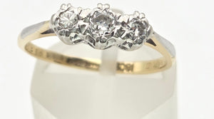 Antique: 18ct Gold  Natural Round Full Cut  Diamonds 3-Stone Ring