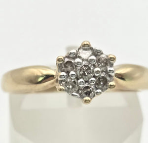 2264 Vintage: Petite 9ct Gold  Natural Diamonds Star Cluster Ring