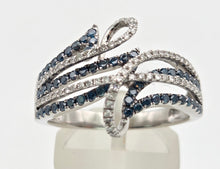 Cargar imagen en el visor de la galería, 1795 14ct White Gold Blue &amp; White Natural Diamonds Crossover Ring
