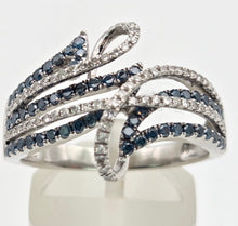 Cargar imagen en el visor de la galería, 1795 14ct White Gold Blue &amp; White Natural Diamonds Crossover Ring
