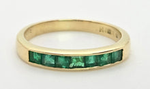 Cargar imagen en el visor de la galería, 2155 18ct Gold 7 Emerald Cut Emeralds Stacker/Half Eternity Ring
