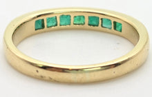 Cargar imagen en el visor de la galería, 2155 18ct Gold 7 Emerald Cut Emeralds Stacker/Half Eternity Ring
