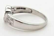 Load image into Gallery viewer, 2159 Vintage: 9ct White Gold natural Diamonds Heart- Shaped Dress Ring
