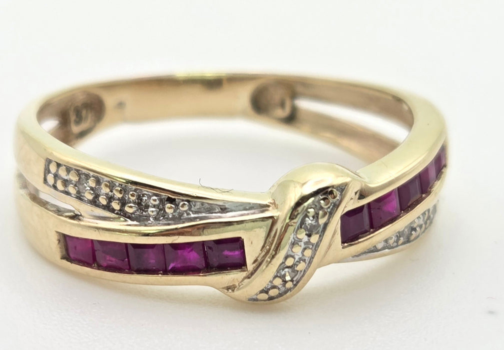6468 Vintage: 9ct Gold Rubies Natural Diamonds Crossover Dress/Stacker Ring