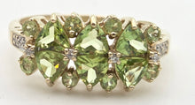 Cargar imagen en el visor de la galería, 2272 Vintage: 9ct Gold Peridots Natural Diamonds Cluster Ring

