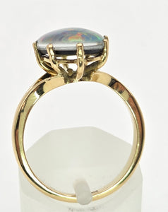 18ct Gold AustralianCabochon  Black Opal Single Stone Ring