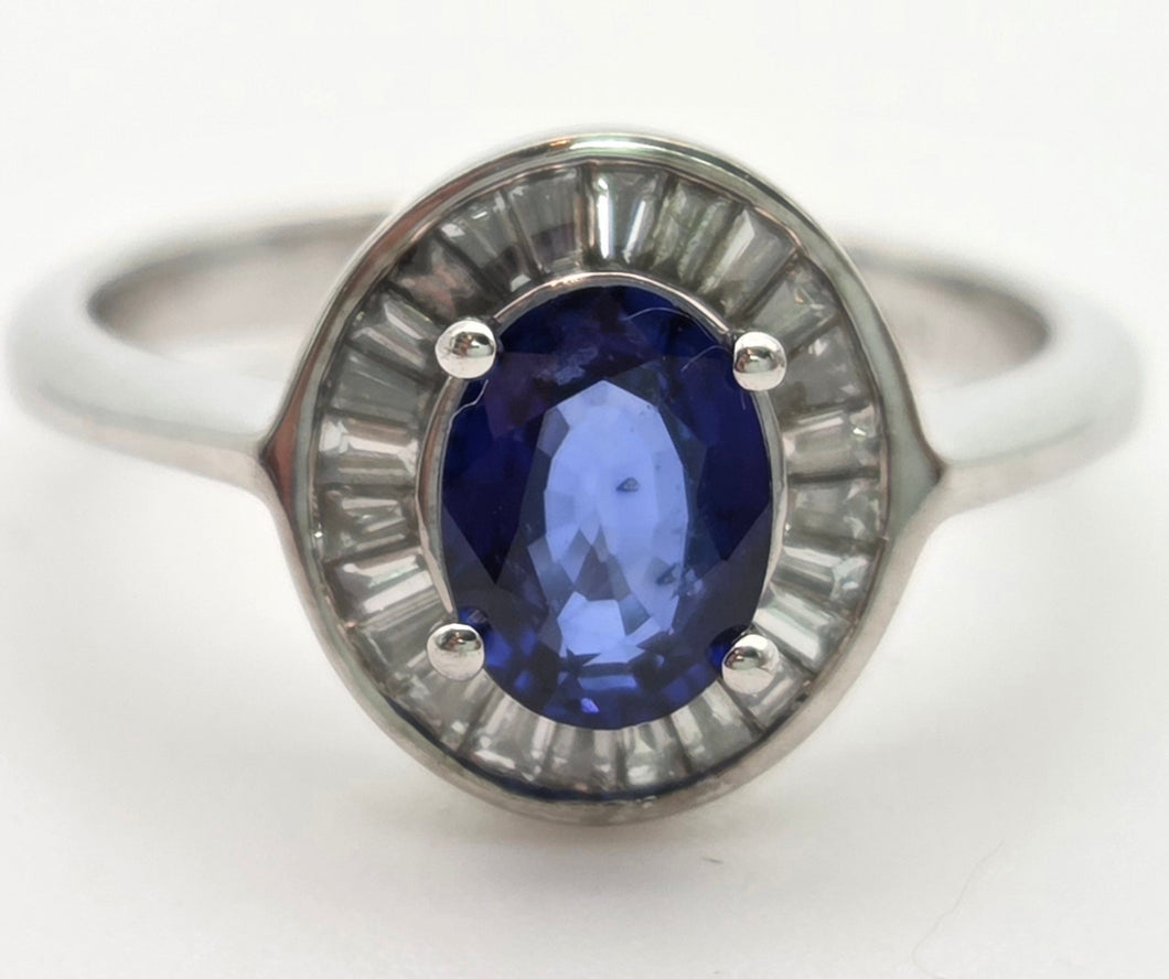 2356 18ct White Gold French Blue Sapphire 24 Natural Baguette Cut Diamonds Cluster