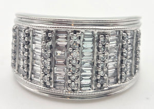 1870 18ct White Gold 87 Natural Sparkling  Diamonds (1.65ct) Statement ring