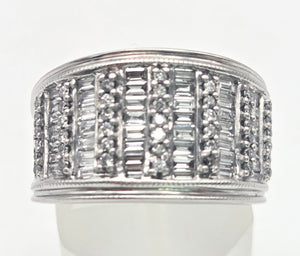 1870 18ct White Gold 87 Natural Sparkling  Diamonds (1.65ct) Statement ring