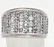 Cargar imagen en el visor de la galería, 1870 18ct White Gold 87 Natural Sparkling  Diamonds (1.65ct) Statement ring

