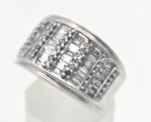 Cargar imagen en el visor de la galería, 1870 18ct White Gold 87 Natural Sparkling  Diamonds (1.65ct) Statement ring

