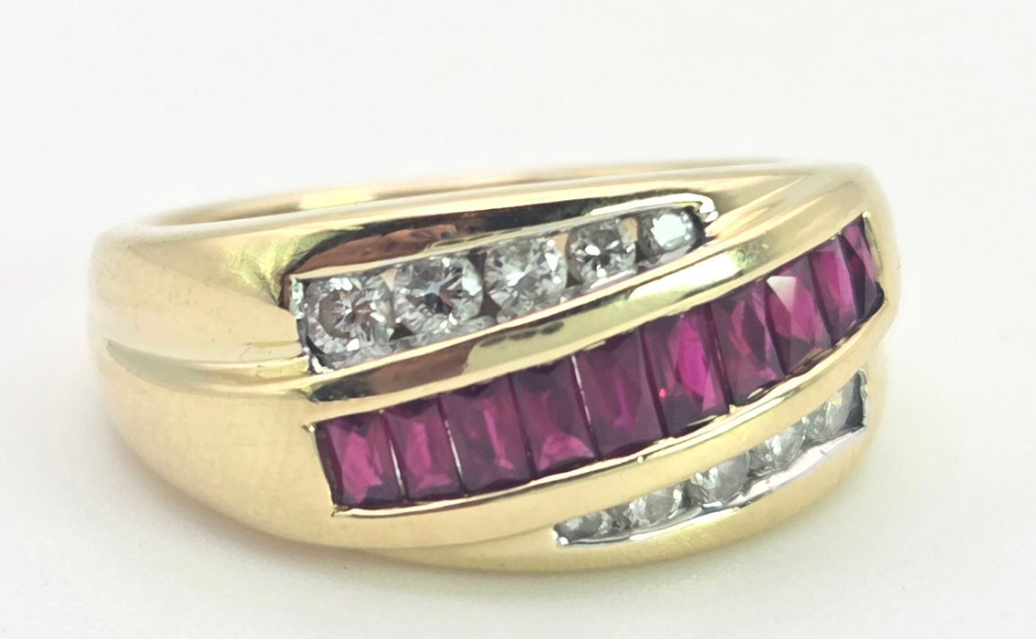 6443:Vintage 18ct Gold Rubies Natural Diamonds Tiered Crossover Ring