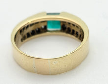 Cargar imagen en el visor de la galería, 2307 Vintage: 18ct Gold Emerald 24 Natural Diamonds (1ct) Ring
