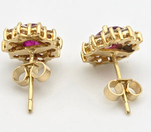 2327 Exquisite 18ct Gold Ruby 20 Natural Diamonds (0.8ct) Stud Earrings