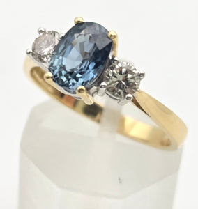 18ct Gold Ceylon Blue Sapphire (1.1ct) Diamonds (0.33ct) 3-Stone  Ring