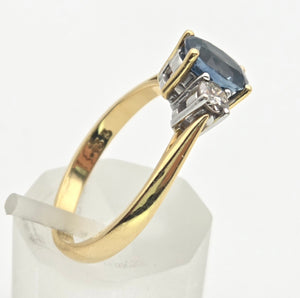 18ct Gold Ceylon Blue Sapphire (1.1ct) Diamonds (0.33ct) 3-Stone  Ring