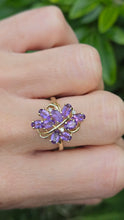 Cargar imagen en el visor de la galería, Vintage: 9ct Gold Lilac Amethysts Diamonds Floral Cluster Cocktail Ring
