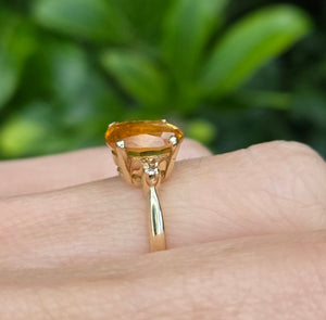 Vintage: 18ct Gold Vibrant Orange Citrine Diamonds Dress Ring
