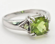 Load image into Gallery viewer, 2124 Vintage: 9ct Gold Cushion Cut Peridot Green Garnets Dress Ring
