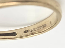 Cargar imagen en el visor de la galería, 2127 Vintage 9ct Gold Oval faceted Cut Purple Amethysts Trilogy Rinng
