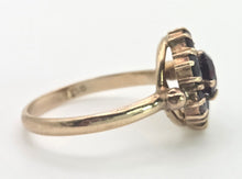 Load image into Gallery viewer, 2129 Vintage; 9ct Gold 7 Rich Red Round Cut Garnets Flower Head Ring
