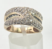 Cargar imagen en el visor de la galería, 2135 Vintage: 9ct Gold 90 Natural Diamonds Statement Cluster Ring
