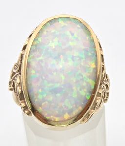2317 Vintage: 9ct Gold Large Cabochon White Opal (9.1ct) Single Stone Ring