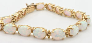 2363 Vintage: 14ct Gold Vivid & Vibrant 16 White  Opals Bracelet (17cm)- Exquisite
