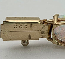 Load image into Gallery viewer, 2363 Vintage: 14ct Gold Vivid &amp; Vibrant 16 White  Opals Bracelet (17cm)- Exquisite
