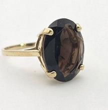 Load image into Gallery viewer, 2412 Vintage: 9ct Gold Oval faceted Cut Smokey Quartz Solitaire Ring
