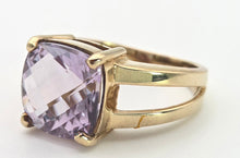 Cargar imagen en el visor de la galería, 2427 Vintage; 9ct Gold Large Lilac &quot;Rose de France&quot; Amethyst Cocktail Ring

