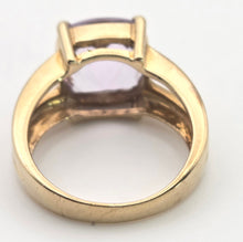 Cargar imagen en el visor de la galería, 2427 Vintage; 9ct Gold Large Lilac &quot;Rose de France&quot; Amethyst Cocktail Ring
