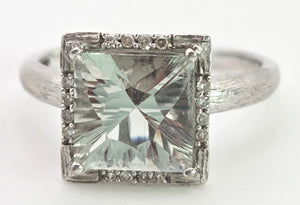 2419 Vintage: 9ct White Gold Mint Green Amethyst 16 Natural Diamonds Cocktail Ring