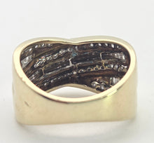 Cargar imagen en el visor de la galería, 2059 Vintage; 9ct  Gold Tiered Natural Diamonds Sparkling Statement Ring
