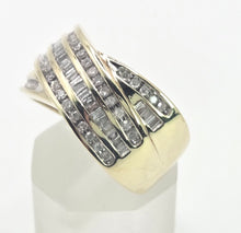 Cargar imagen en el visor de la galería, 2059 Vintage; 9ct  Gold Tiered Natural Diamonds Sparkling Statement Ring
