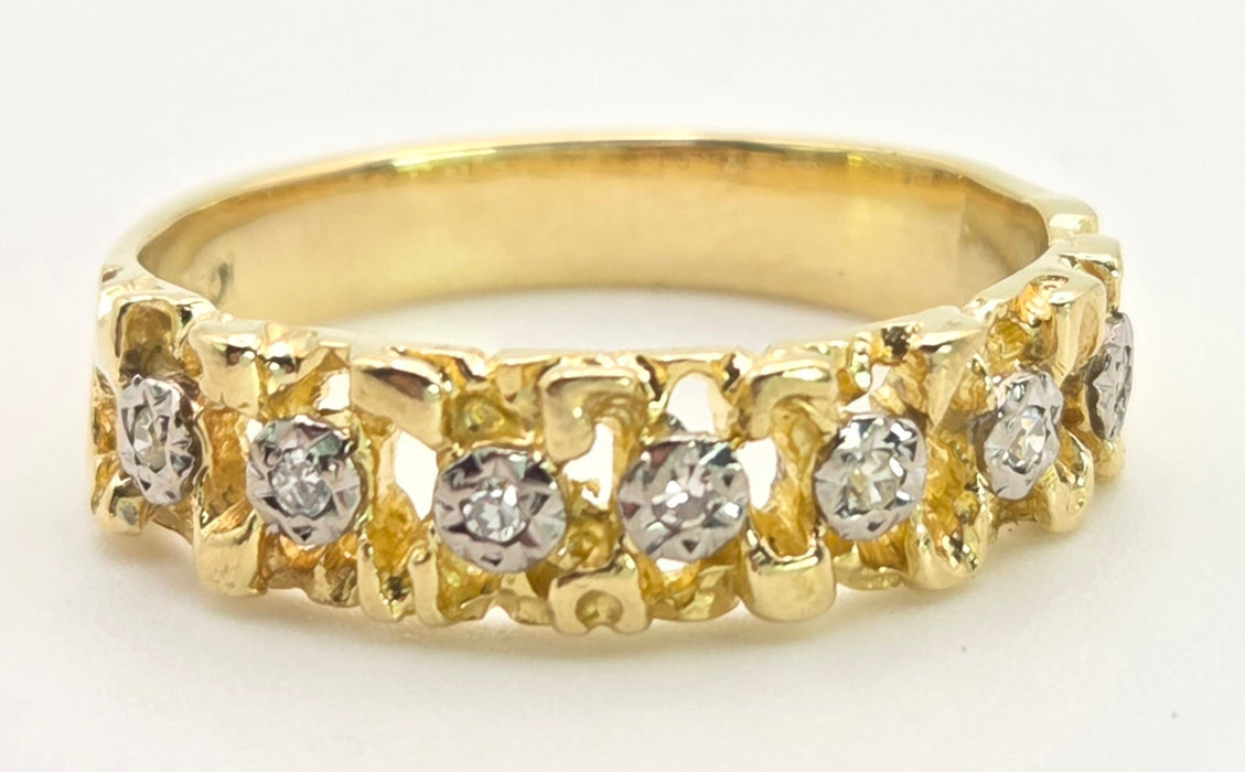 6415 Vintage: 18ct Gold Lattice Work 7 Natural Diamonds   Dress Ring