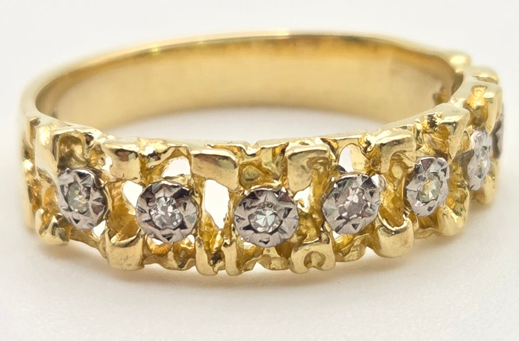 6415 Vintage: 18ct Gold Lattice Work 7 Natural Diamonds   Dress Ring