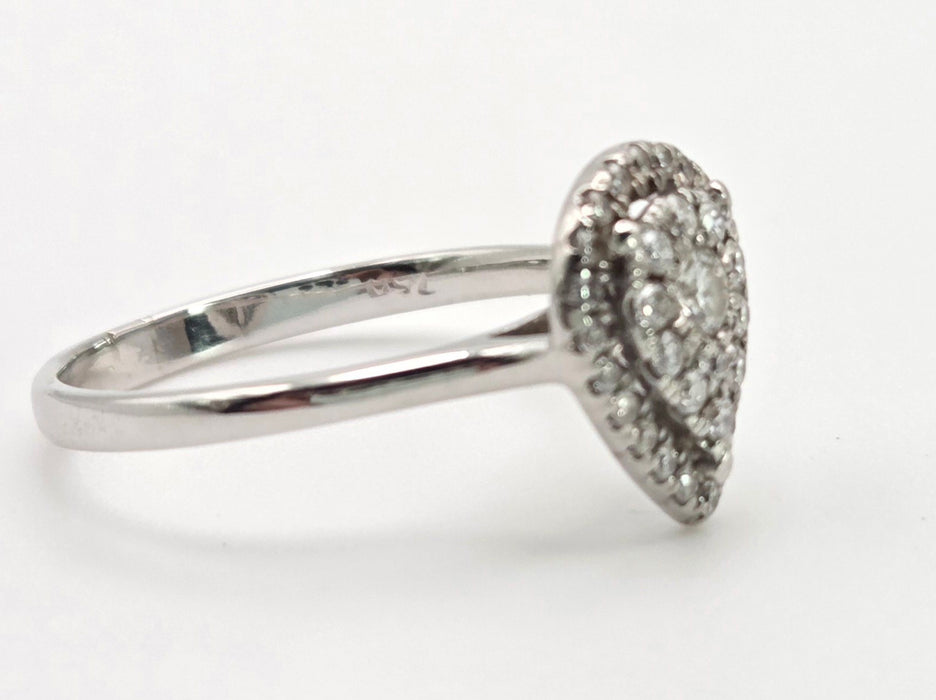 6418 Vintage: 18ct White Gold 0.50ct Diamond Pear Shaped Cluster Ring