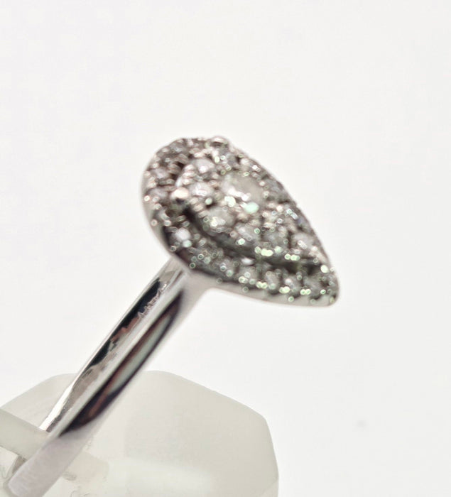 6418 Vintage: 18ct White Gold 0.50ct Diamond Pear Shaped Cluster Ring