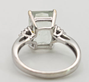 2399 Vintage: 9ct White Gold Pale Green Amethyst 12 Natural Diamonds Cocktail Ring