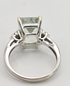 2399 Vintage: 9ct White Gold Pale Green Amethyst 12 Natural Diamonds Cocktail Ring
