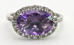 0123 Vintage: 9ct Gold Purpled Amethyst 28 glacier White Topaz Dress Ring
