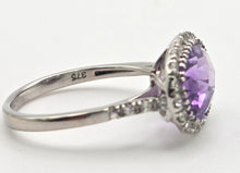 Load image into Gallery viewer, 0123 Vintage: 9ct Gold Purpled Amethyst 28 glacier White Topaz Dress Ring
