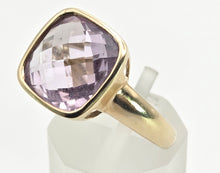 Cargar imagen en el visor de la galería, Vintage: 9ct Gold Cushion Cut Lilac Amethyst Solitaire Ring
