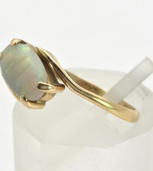 2432 Vintage: Petite 18ct Gold Cabochon White Opal Diamond Snake-Head Ring