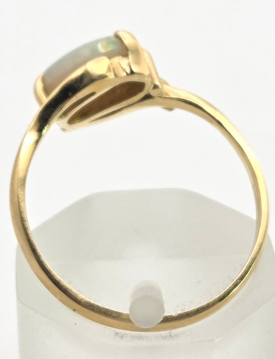 2432 Vintage: Petite 18ct Gold Cabochon White Opal Diamond Snake-Head Ring