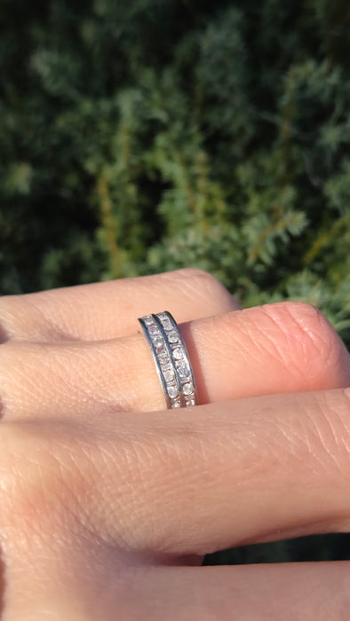 6456:  Vintage: 9ct White Gold 22 Natural Diamonds Tiered Stacker/ Dress Ring