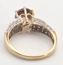 Load image into Gallery viewer, 2484 Vintage: 9ct Gold Round Cut Pink Morganite 40 Natural Sparkling Diamomds
