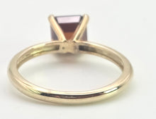 Load image into Gallery viewer, 2490 Vintage: Rare 9ct Gold Square Cut Orange Zircon Solitaire Ring

