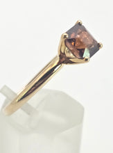 Load image into Gallery viewer, 2490 Vintage: Rare 9ct Gold Square Cut Orange Zircon Solitaire Ring
